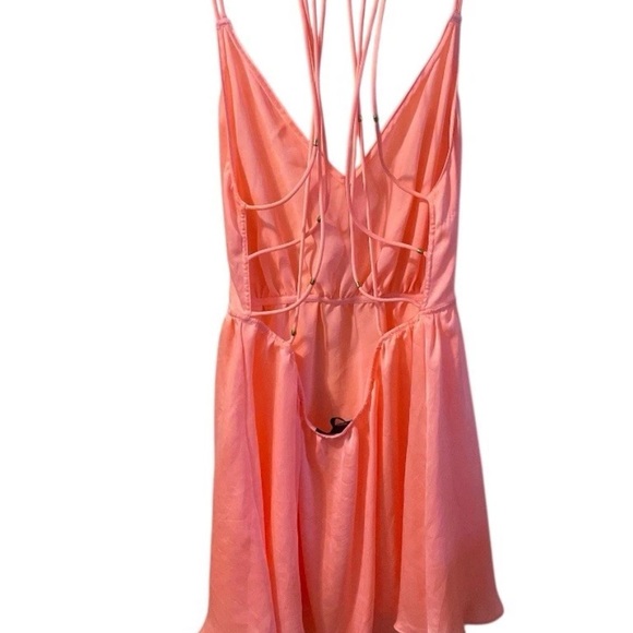 Victorias Secret Womens Strappy Chemise Pink Salmon Silky Satin Shine Gathered L - Picture 2 of 3